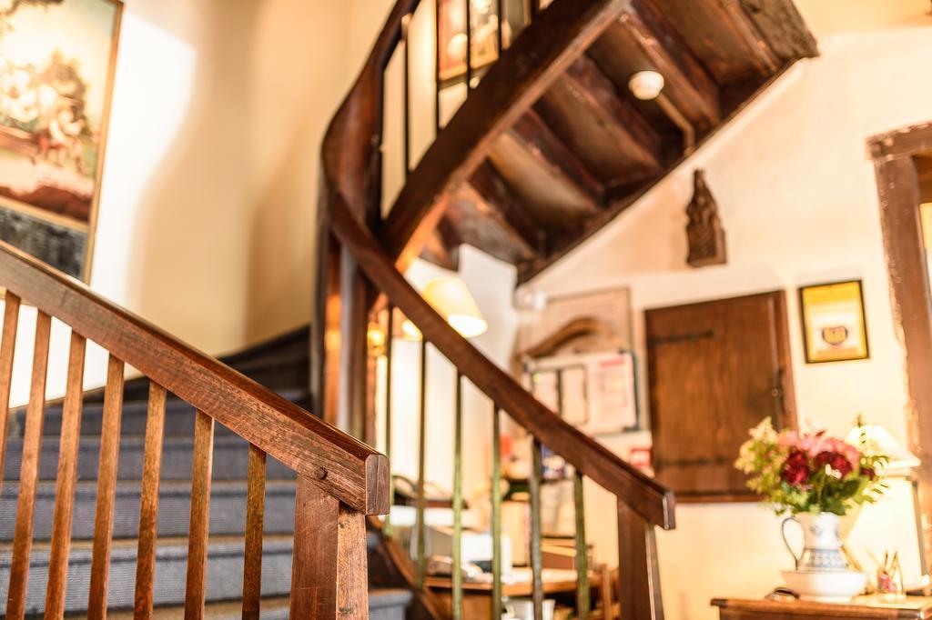 Arraya Hotel Sare Bagian luar foto