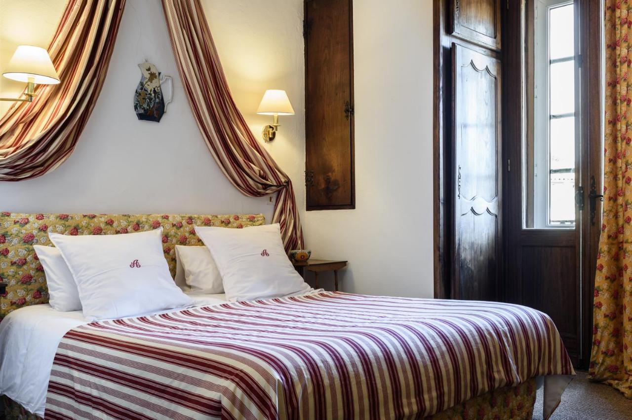 Arraya Hotel Sare Bagian luar foto