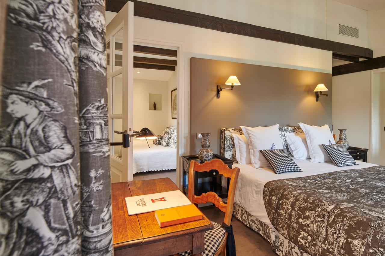 Arraya Hotel Sare Bagian luar foto