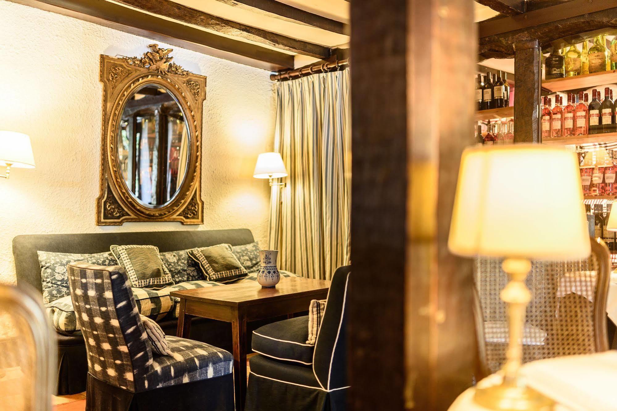 Arraya Hotel Sare Bagian luar foto
